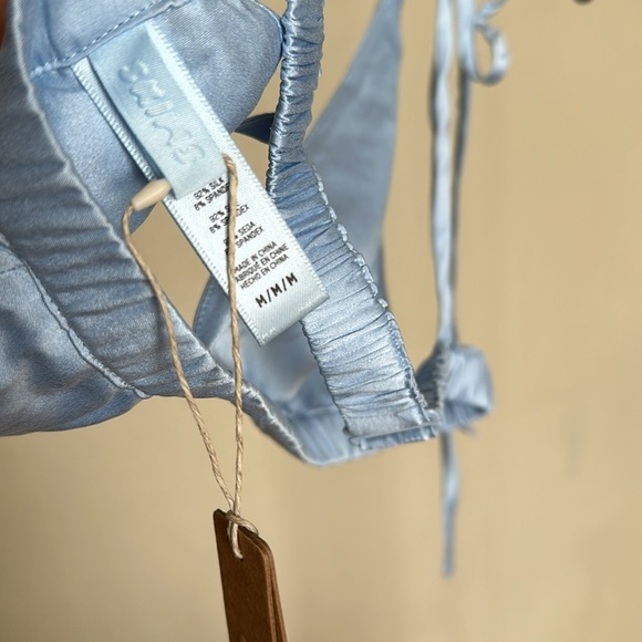 SKIMS Bridal Triangle Silk Bralette in Glacier size‎ M NWT - Picture 7 of 9